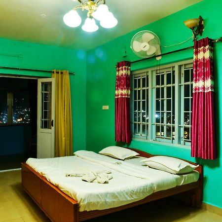 Rk Holiday Home Уті Екстер'єр фото