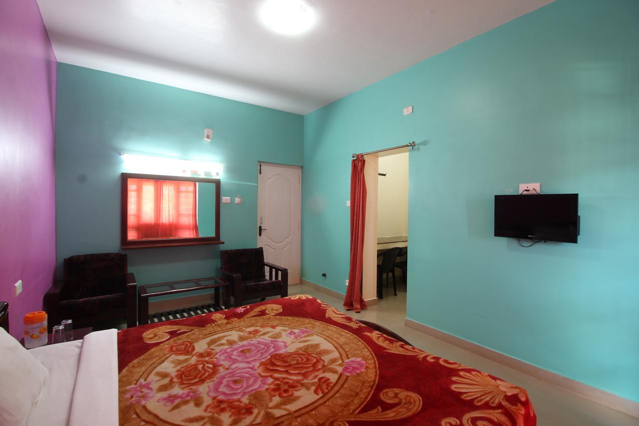 Rk Holiday Home Уті Екстер'єр фото